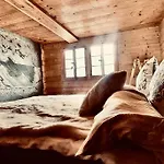 Luxury & Cosy 3.5 In Almost 300 Years Old 아파트 *