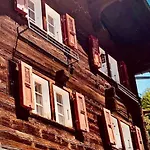 Luxury & Cosy 3.5 In Almost 300 Years Old * 로이커바드