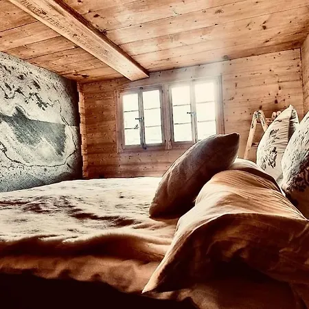 Luxury & Cosy 3.5 In Almost 300 Years Old Apartman *