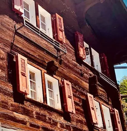 Chalet Mulet - Luxury & Cosy 3 Rooms Apartment In 300 Years Old Chalet * Leukerbad